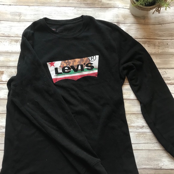 Levi's Other - Levi’s Long Sleeve Shirt